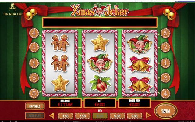 Cách chơi Slot game Xmas Joker tại nhà cái Happyluke rất dễ