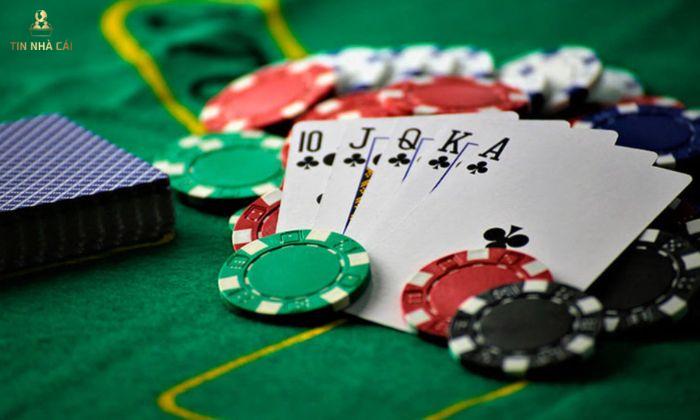 Chơi Game Pok Deng Như Thế Nào Để Không Thua? 9 Cao thủ chia sẻ trường hợp quyết định rút bài đem lại lợi thế