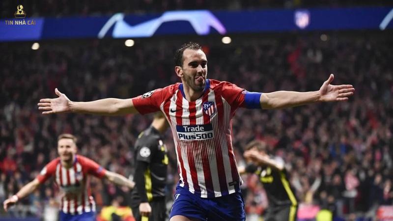 Top 10 hậu vệ hay nhất thế giới trong bóng đá hiện nay 12 Diego Godin - hậu vệ phòng ngự hay nhất thế giới