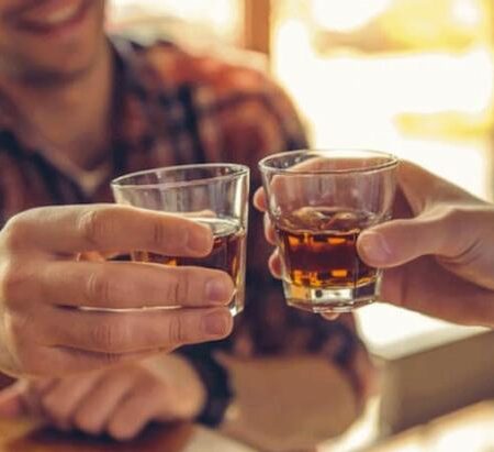 Mơ Thấy Người Say Rượu Bia Nên Đánh Con Số Gì? Tốt Hay Xấu?