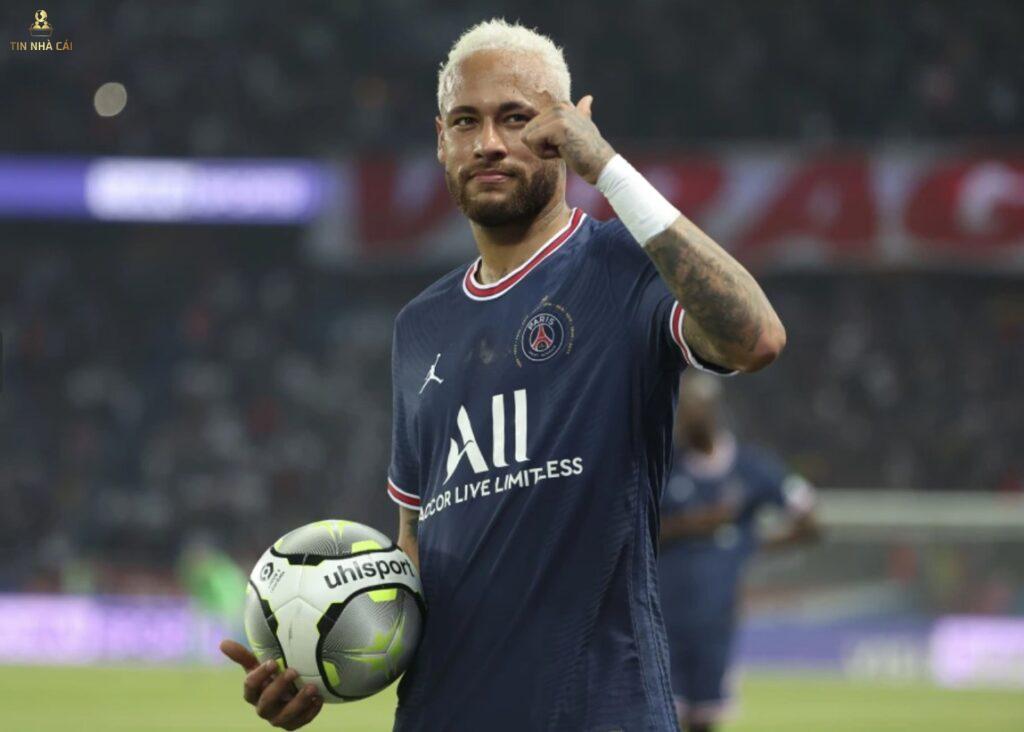Những cầu thủ đẹp trai nhất thế giới có lượng fan đông đảo 7 Neymar sở hữu vẻ đẹp đậm chất Latin