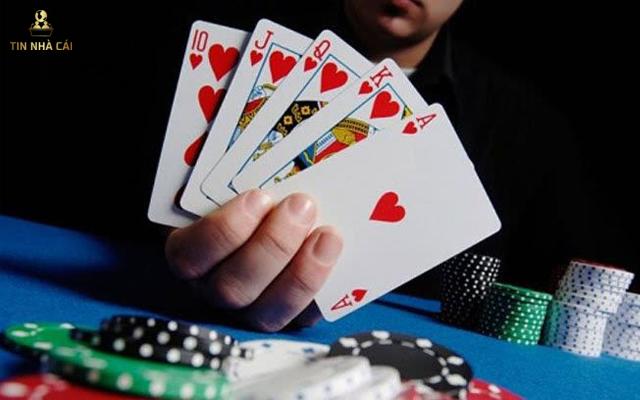 Tá lả xuất hiện vào cuối thế kỷ 20