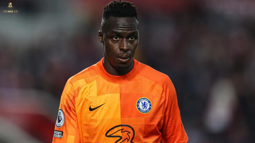 Danh sách thủ môn Chelsea xuất sắc nhất tại Ngoại Hạng Anh 7 Thủ môn Edouard Mendy xếp thứ 2 trong danh sách những thủ môn Chelsea xuất sắc nhất tại Ngoại Hạng Anh