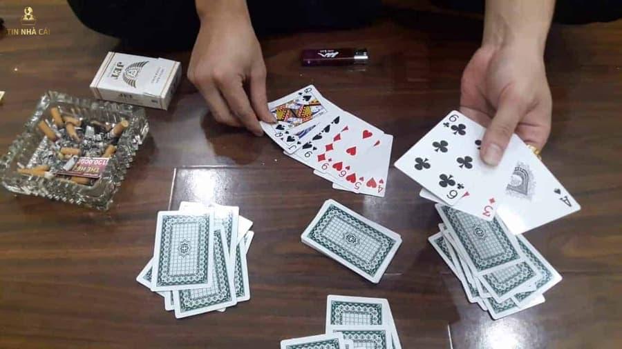 Thuật ngữ Xì Dách thông dụng trên chiếu bài