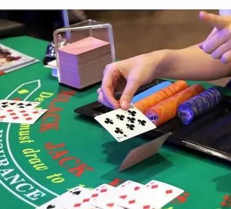 Đánh Giá Blackjack Kubet và 009: Chọn Nhà Cái Kiếm Tiền