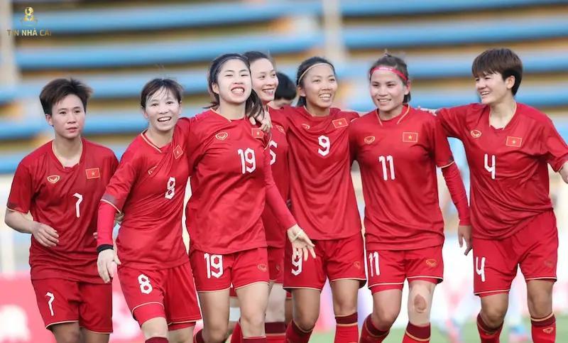 Đại diện cho sắc đẹp của bóng đá nữ Việt Nam