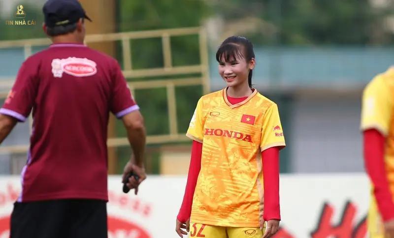 Nguyễn Thị Thùy Linh